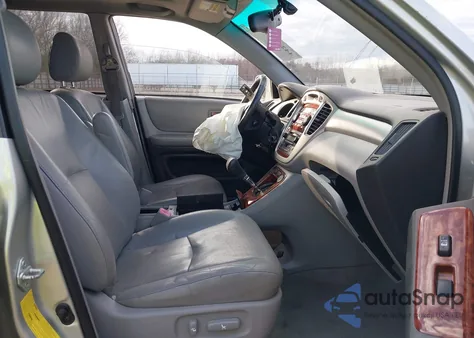 2005 Toyota Highlander Limited V6 from USA, damaged, VIN JTEEP21A150116346